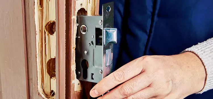 Garage Door Lock Replacement New Braunfels